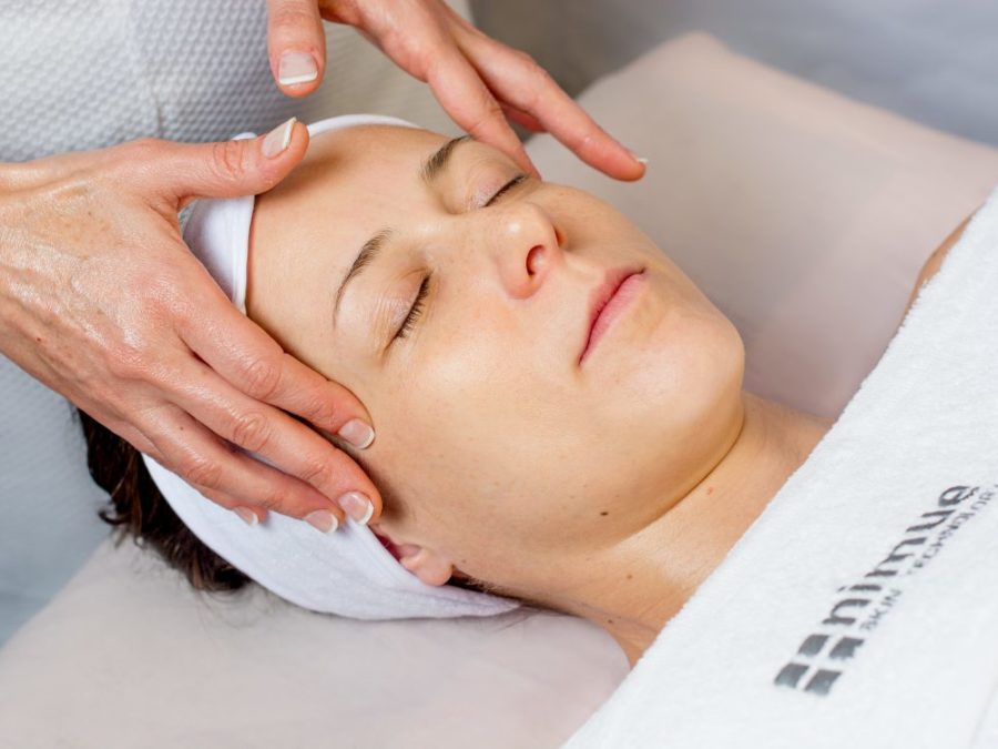 Nimue Deep Cleansing Facial with face massage and Mask